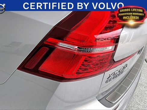 Certified 2023 Volvo XC60 B5 Ultimate w/ Climate Package AWD/4WD image 41