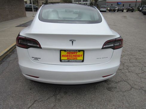 Used 2022 Tesla Model 3 Long Range image 3