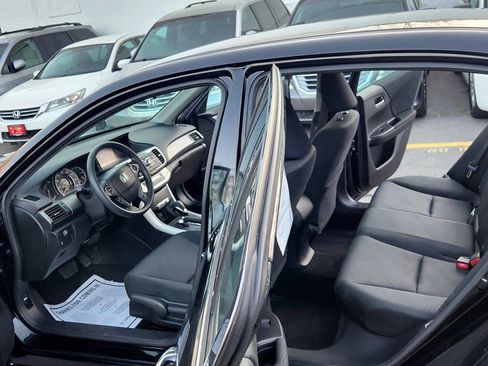 Used 2015 Honda Accord LX image 3