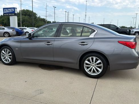 Used 2016 INFINITI Q50 3.0t Premium w/ 3.0T Premium Plus Package AWD/4WD image 9