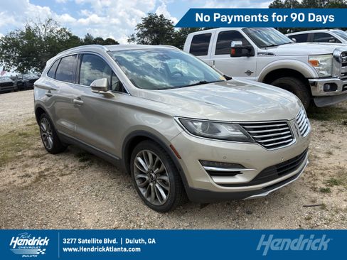 Used 2017 Lincoln MKC Reserve FWD image 1