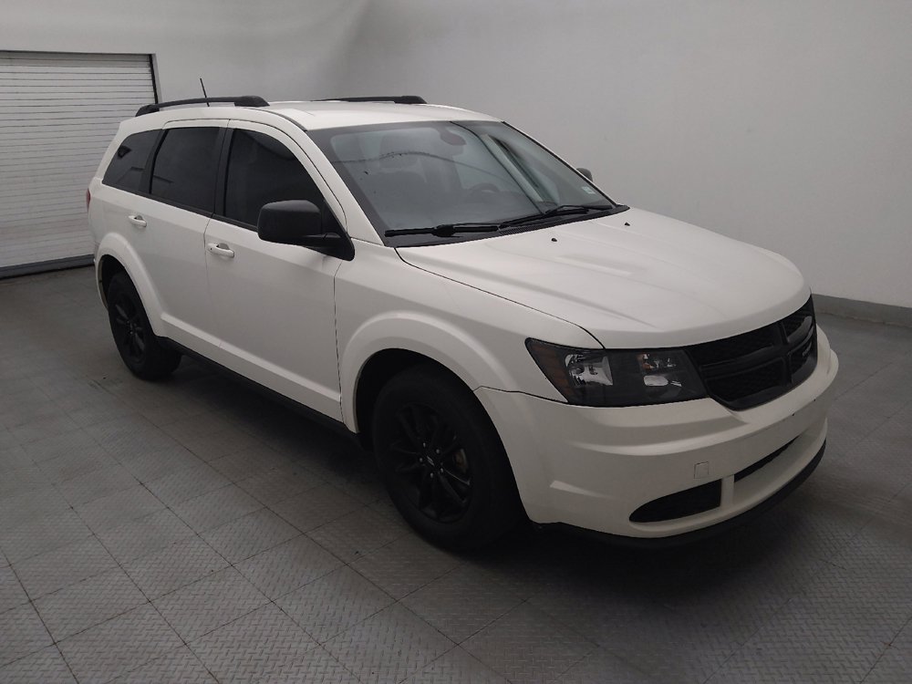 Used 2020 Dodge Journey SE w/ Blacktop Package FWD image 11