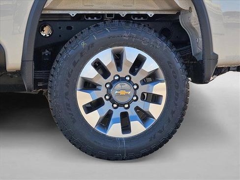 New 2026 Chevrolet Silverado 2500 Custom w/ Custom Value Package image 10