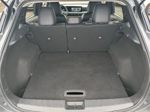 Certified 2025 Nissan Kicks SR w/ SR Premium Package FWD image 16