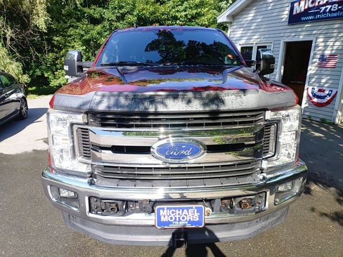 Used 2019 Ford F250 XLT w/ XLT Premium Package AWD/4WD image 5