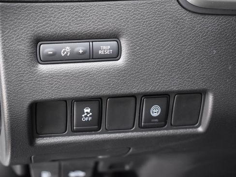 Used 2024 Nissan Murano SV w/ SV Midnight Edition Package image 25