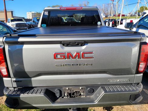 Used 2023 GMC Sierra 1500 Elevation image 8