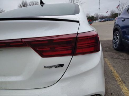 Used 2023 Kia Forte GT-Line w/ GT-Line Premium Package image 10