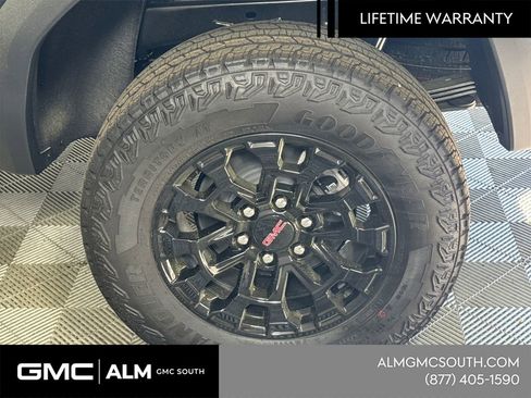 New 2026 GMC Canyon Elevation w/ Convenience Package image 21