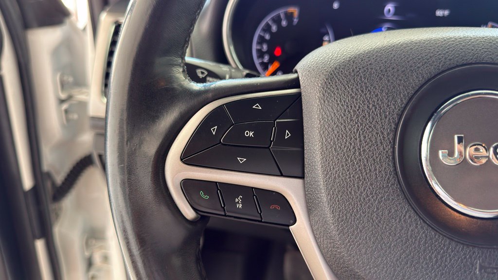 Used 2018 Jeep Grand Cherokee Altitude AWD/4WD image 5
