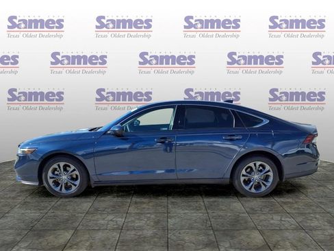 Used 2023 Honda Accord EX image 4