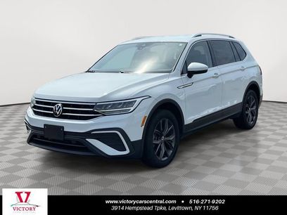 Used 2024 Volkswagen Tiguan SE