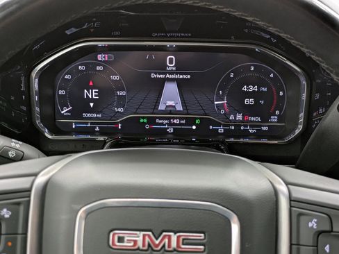 Used 2024 GMC Sierra 3500 SLE w/ SLE Value Package image 28