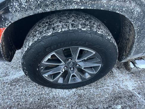 Certified 2021 Chevrolet Suburban Z71 image 10