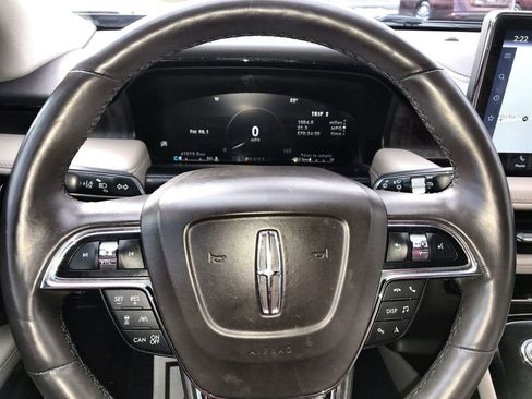Used 2022 Lincoln Nautilus Reserve w/ Equipment Group 201A image 14