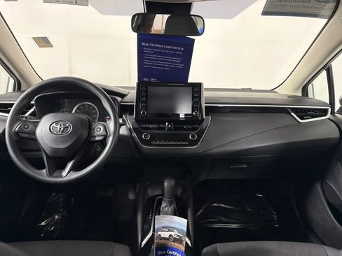 Used 2021 Toyota Corolla LE FWD image 24