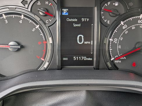 Used 2024 Toyota 4Runner SR5 RWD image 29