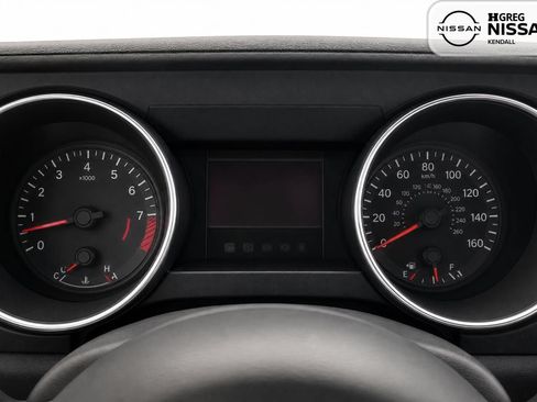 Used 2020 Ford Mustang Premium RWD image 9