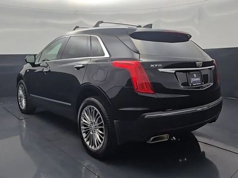 Used 2017 Cadillac XT5 Premium Luxury FWD image 5