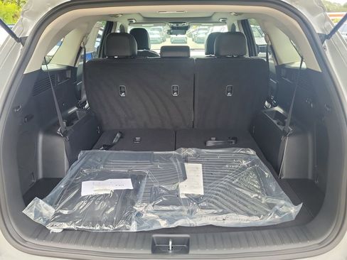 New 2026 Kia Sorento S w/ S Panoramic Sunroof Package FWD image 14