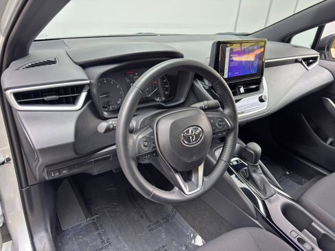 Used 2024 Toyota Corolla SE w/ SE Premium Package FWD image 13