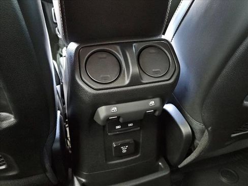 Used 2025 Jeep Wrangler Unlimited Rubicon 392 AWD/4WD image 17