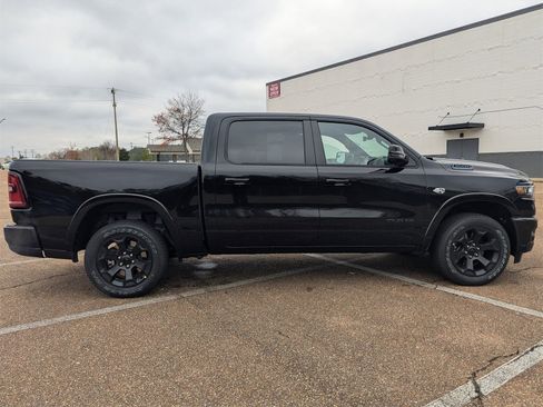 New 2026 RAM 1500 4x4 Crew Cab image 7