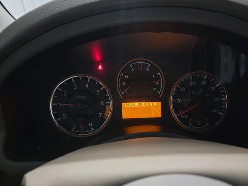 Used 2010 Nissan Armada Titanium w/ DVD Entertainment Pkg image 34