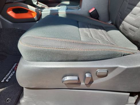 Used 2026 Nissan Frontier PRO-4X w/ Pro-4x Convenience Package AWD/4WD image 9