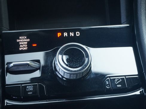 Used 2023 Jeep Grand Cherokee 4WD 4xe w/ Luxury Tech Group II image 35