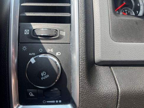 Used 2018 RAM 2500 Big Horn AWD/4WD image 17