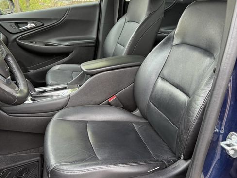 Used 2016 Chevrolet Malibu LT w/ Leather Package image 9