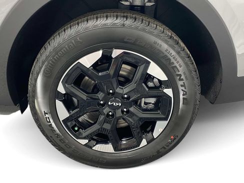 New 2026 Kia Sorento S AWD/4WD image 7