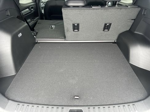 New 2026 GMC Terrain Elevation w/ Elevation Premium Package AWD/4WD image 19