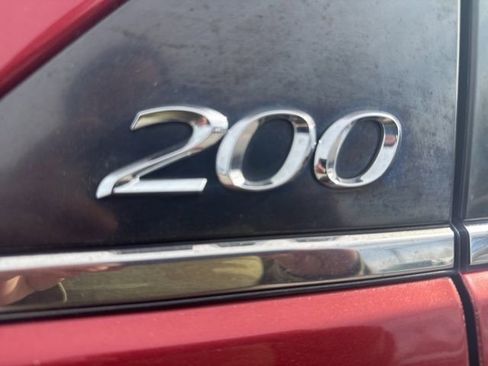 Used 2013 Chrysler 200 Touring w/ S Exterior Appearance Pkg image 8