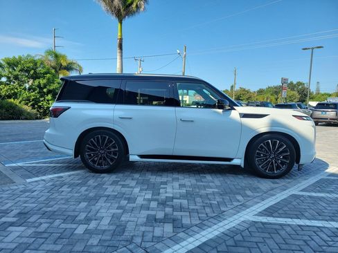 Used 2026 INFINITI QX80 Autograph w/ Premium Cargo Package AWD/4WD image 6