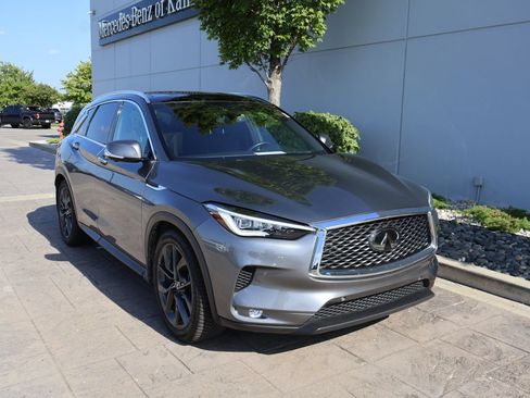 Used 2019 INFINITI QX50 Essential w/ Sensory Package AWD/4WD image 1