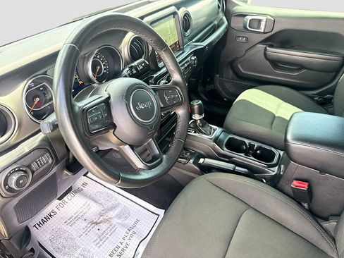 Used 2022 Jeep Wrangler Unlimited Sport w/ Sun And Sound Package AWD/4WD image 25