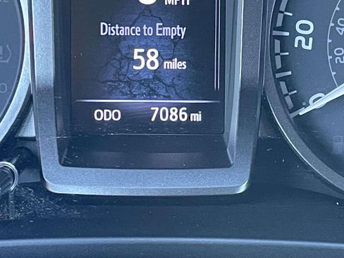 Used 2023 Toyota Tacoma TRD Sport image 37