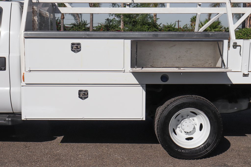 Used 2015 Ford F550 2WD Regular Cab Super Duty image 6
