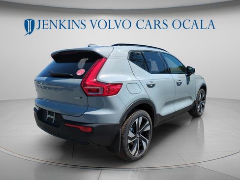 New 2026 Volvo XC40 B5 Ultra w/ Protection Package Premier AWD/4WD image 3