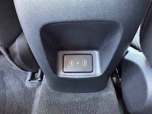 Used 2025 Hyundai Elantra SEL FWD image 12