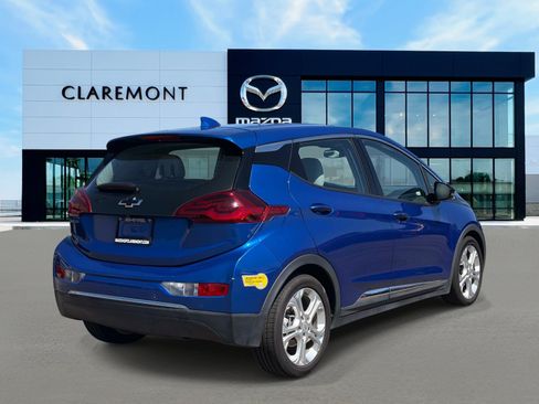 Used 2021 Chevrolet Bolt LT FWD image 5