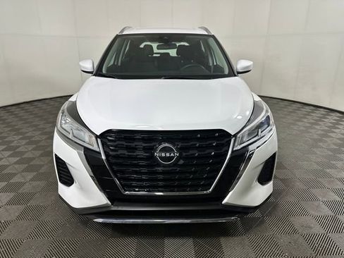 Used 2024 Nissan Kicks SV image 8