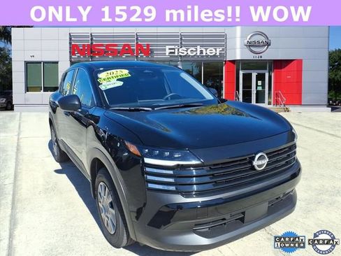 Certified 2025 Nissan Kicks S image 1