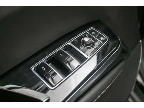 New 2026 Cadillac Escalade V w/ LPO, ONYX Package AWD/4WD image 24