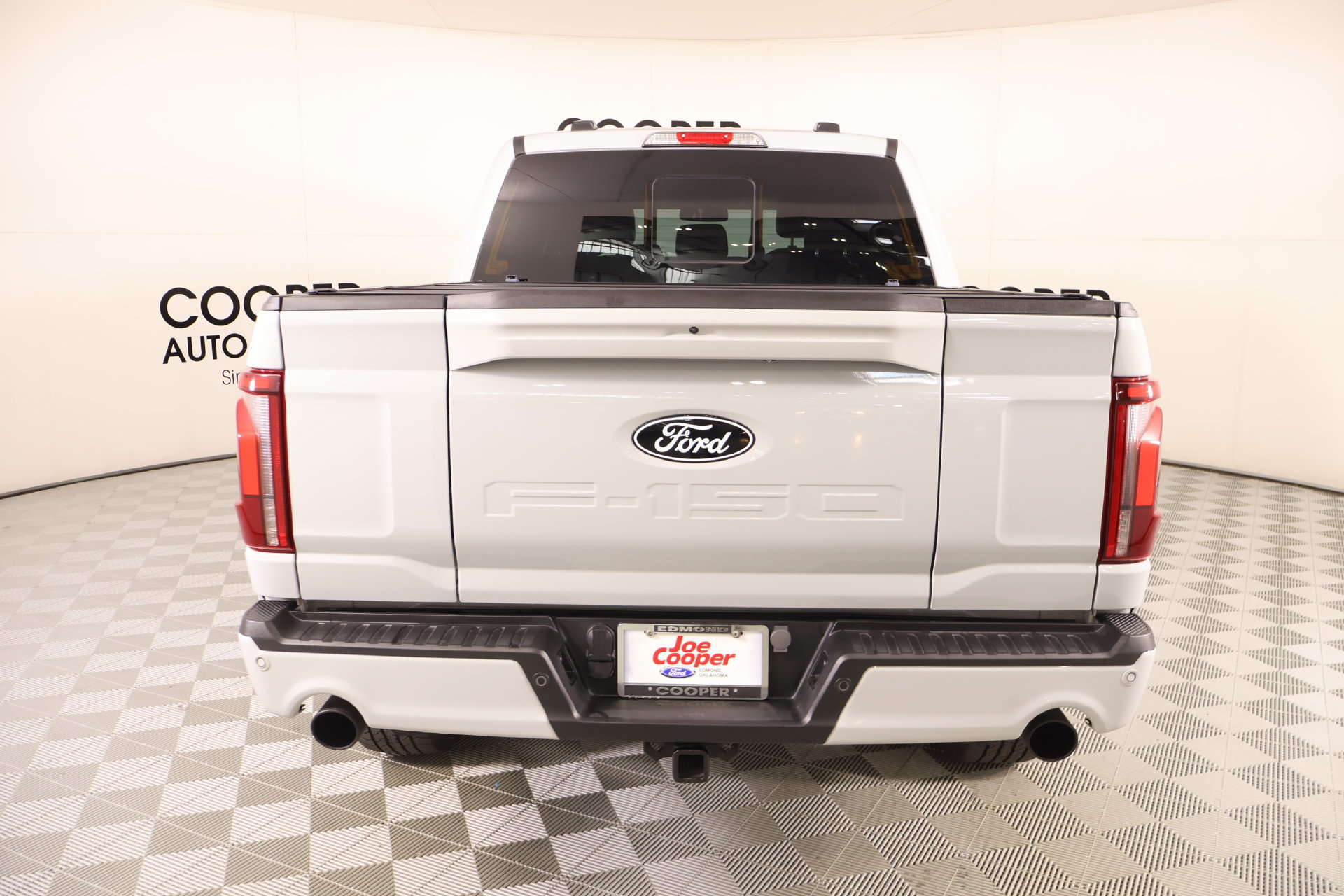 Used 2024 Ford F150 Lariat w/ Bed Utility Package AWD/4WD image 23