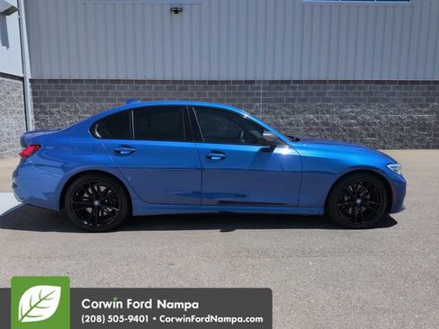 Used 2021 BMW M340i xDrive AWD/4WD image 2