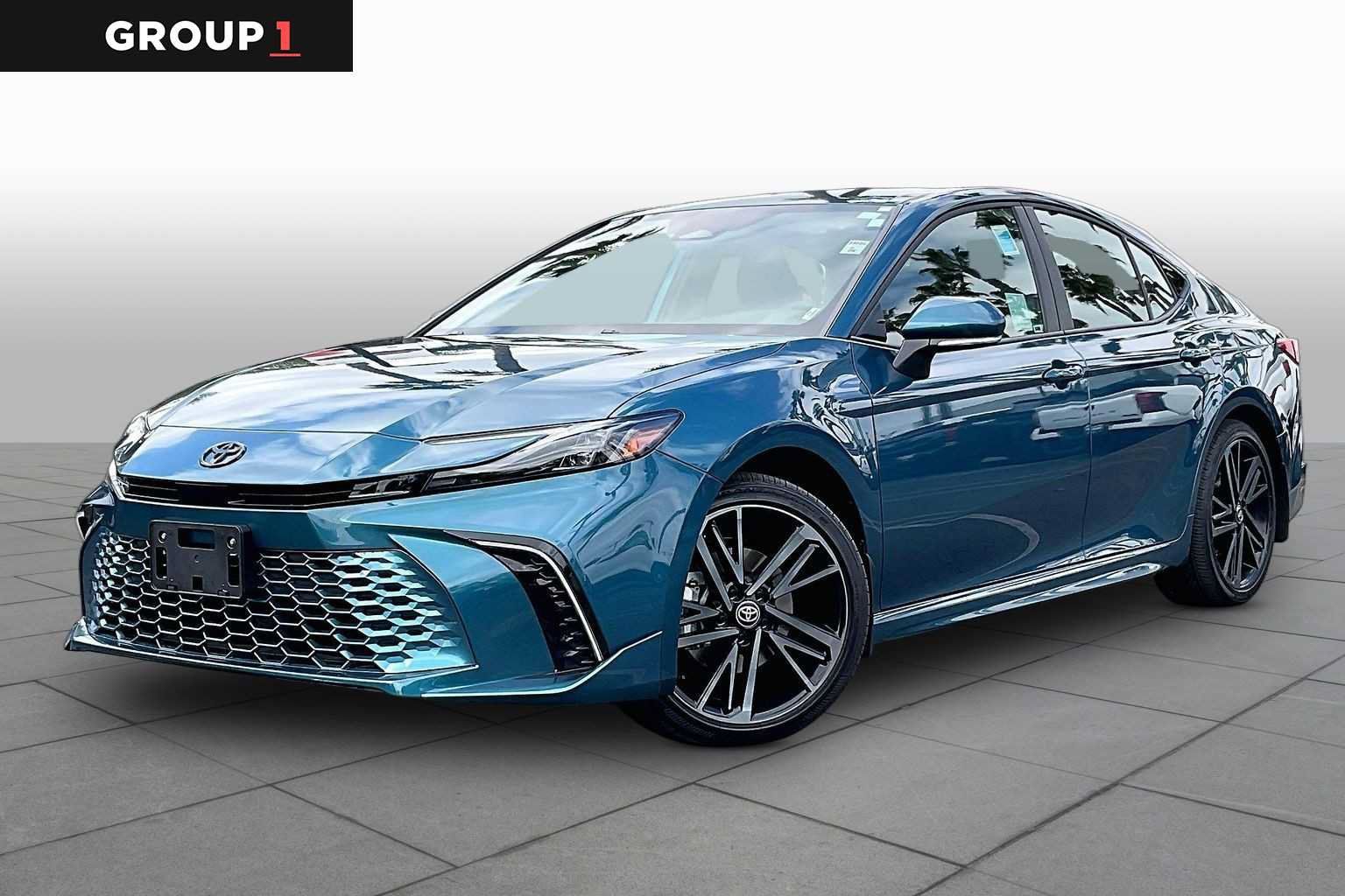 Used 2026 Toyota Camry XSE FWD image 1