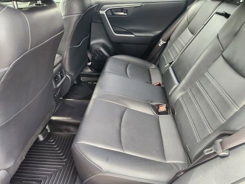 Used 2020 Toyota RAV4 Limited FWD image 24